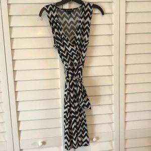 🔴 Faux Wrap Striped Dress